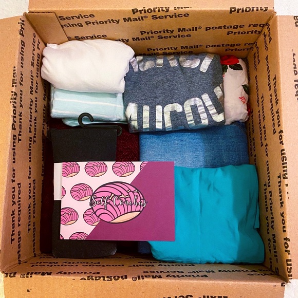 HUGE 5lb Reseller Mystery Box - Picture 5 of 5